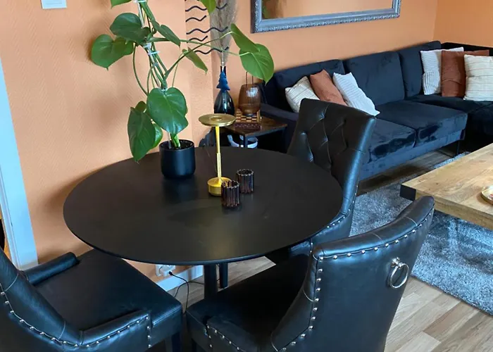 Leilighet Med Sydvendt Balkong